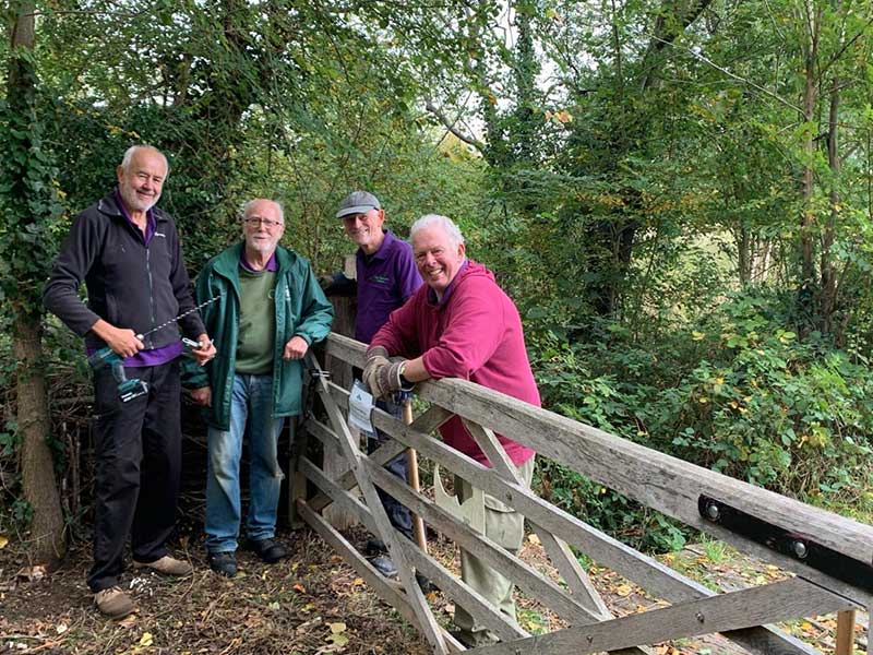 Lower Mole volunteers repairing a gate in Ashtead